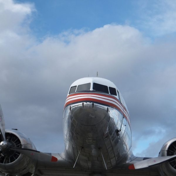 plane in airshow